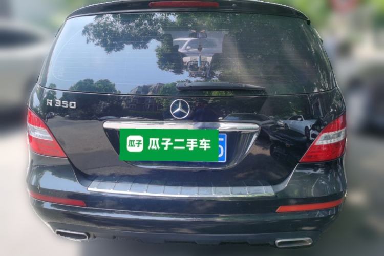 Used Mercedes-Benz R-Class 2010 R 350 L 4MATIC Rear