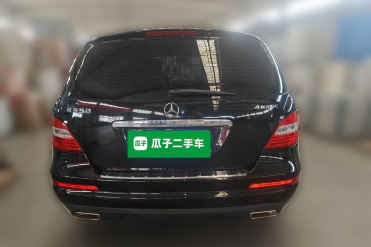 Used Mercedes-Benz R-Class 2010 R 350 L 4MATIC Rear