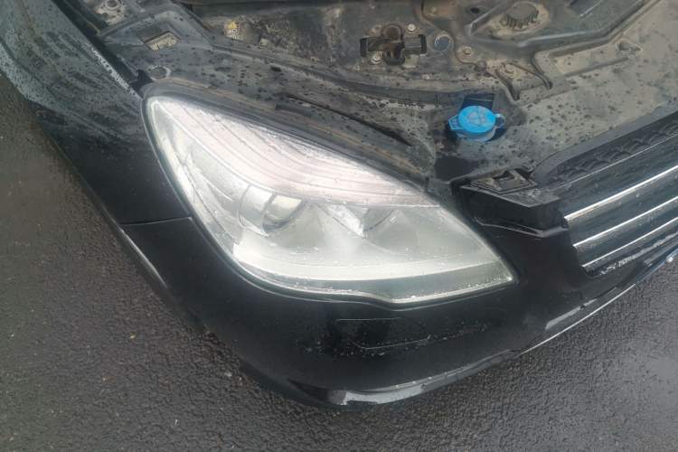Used Mercedes-Benz R-Class 2010 R 350 L 4MATIC Right Front Headlight
