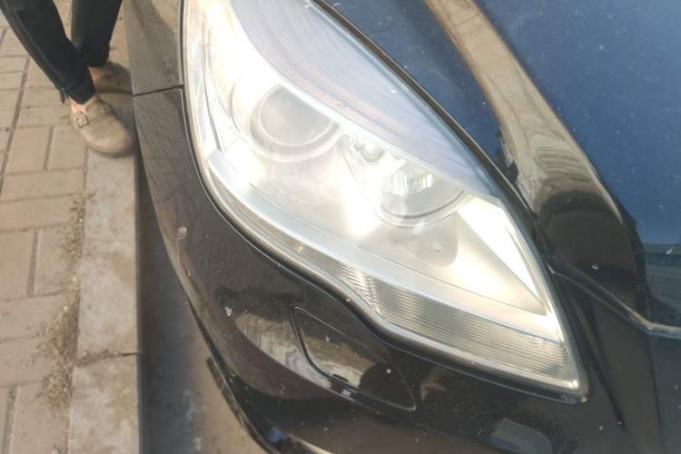 Used Mercedes-Benz R-Class 2010 R 350 L 4MATIC Right Front Headlight