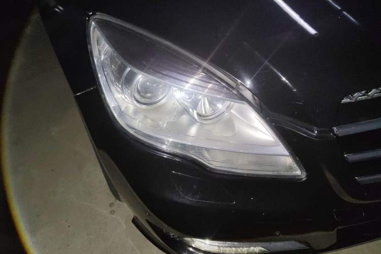 Used Mercedes-Benz R-Class 2010 R 350 L 4MATIC Right Front Headlight
