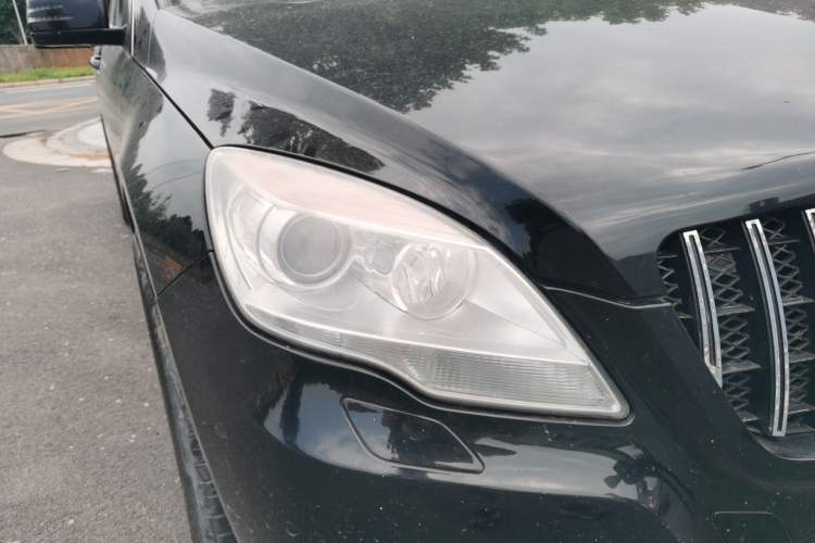 Used Mercedes-Benz R-Class 2010 R 300 L Business Model Right Front Headlight