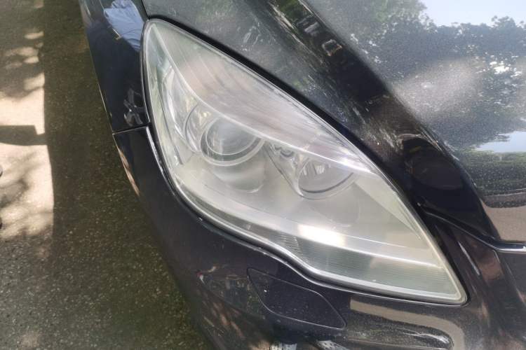 Used Mercedes-Benz R-Class 2010 R 350 L 4MATIC Right Front Headlight