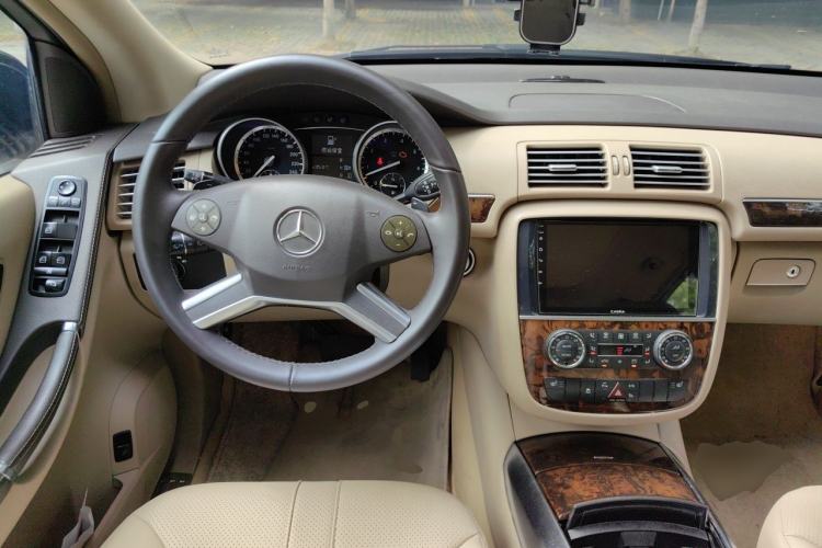 Used Mercedes-Benz R-Class 2010 R 350 L 4MATIC Steering Wheel