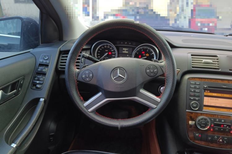 Used Mercedes-Benz R-Class 2010 R 350 L 4MATIC Steering Wheel