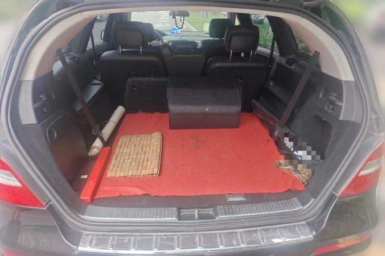Used Mercedes-Benz R-Class 2010 R 300 L Business Model Trunk