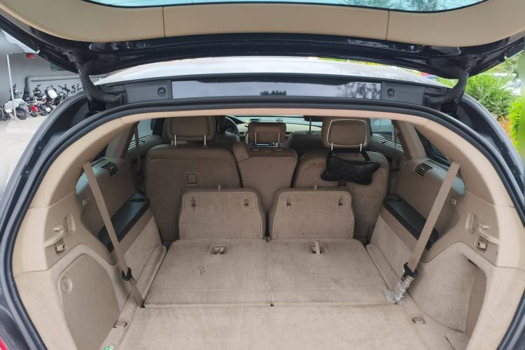 Used Mercedes-Benz R-Class 2010 R 300 L Business Model Trunk