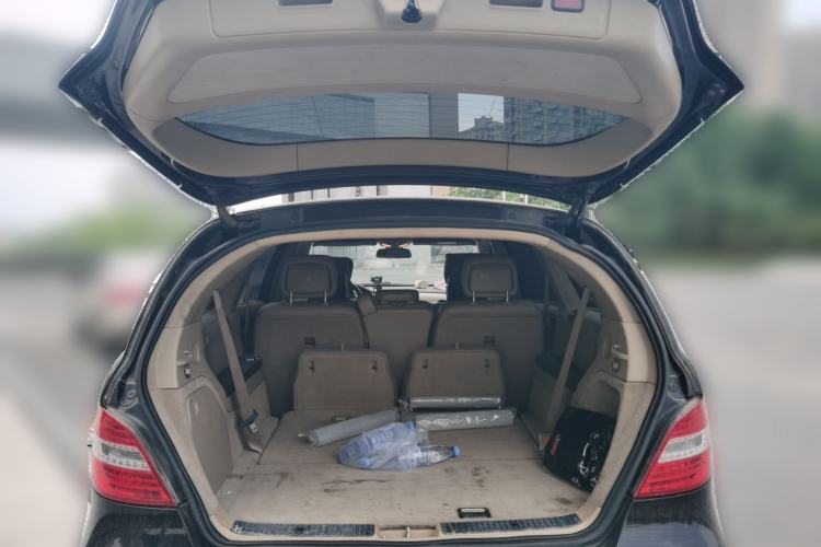 Used Mercedes-Benz R-Class 2010 R 300 L Business Model Trunk