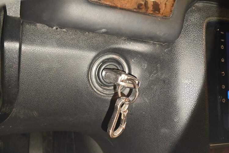 Used Mercedes-Benz R-Class 2010 R 350 L 4MATIC Grand Edition Vehicle Key