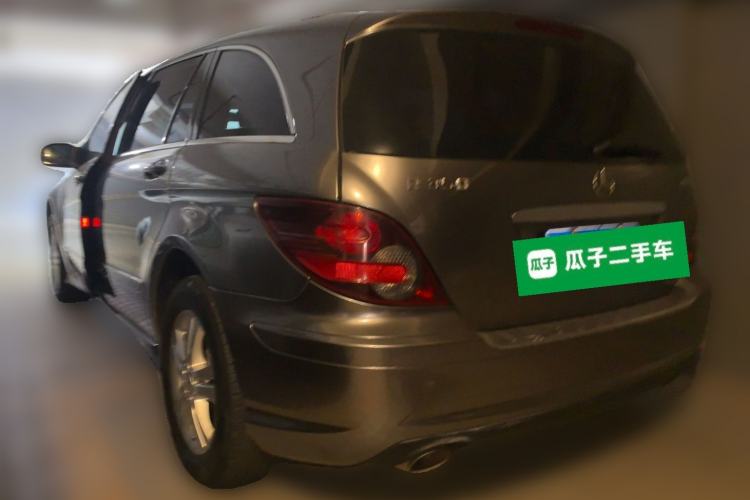 Used Mercedes-Benz R-Class 2010 R 350 L 4MATIC Grand Edition Rear Left 45 Deg