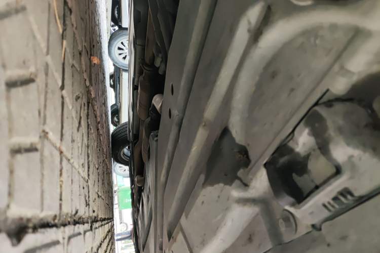 Used Mercedes-Benz R-Class 2010 R 350 L 4MATIC Chassis Front Left
