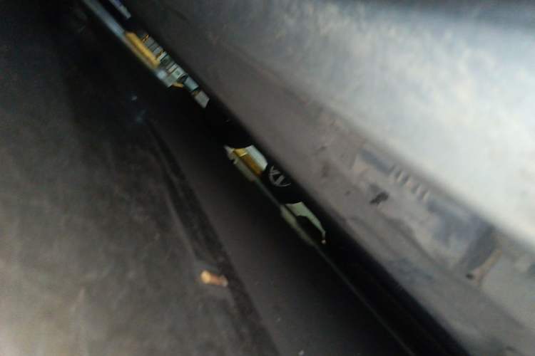 Used Mercedes-Benz R-Class 2010 R 300 L Business Model Chassis Front Right