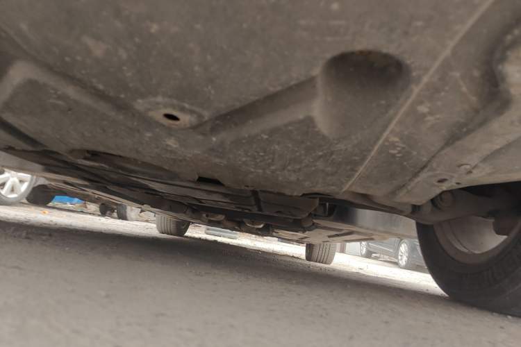 Used Mercedes-Benz R-Class 2010 R 350 L 4MATIC Grand Edition Chassis Front