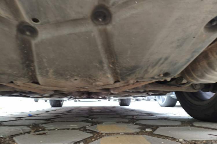 Used Mercedes-Benz R-Class 2010 R 350 L 4MATIC Chassis Rear