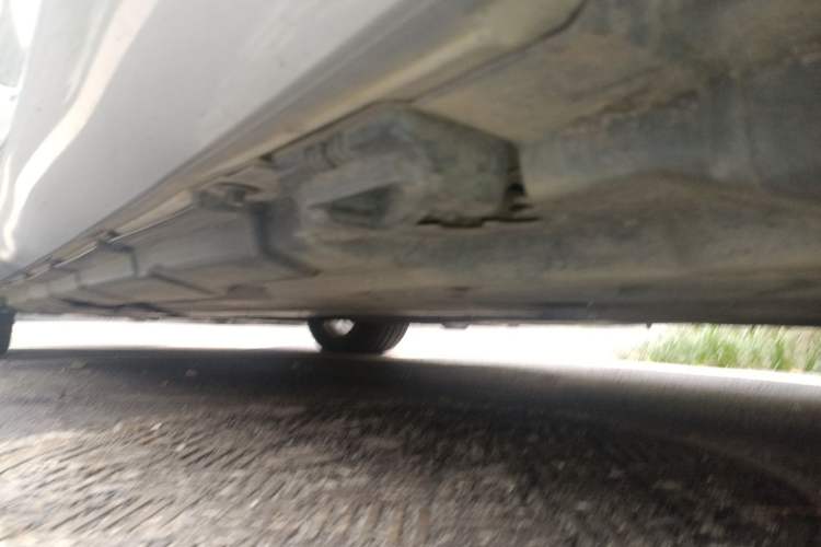 Used Mercedes-Benz R-Class 2010 R 350 L 4MATIC Chassis Rear Left