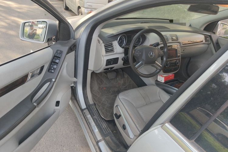Used Mercedes-Benz R-Class 2010 R 350 L 4MATIC Driver Seat