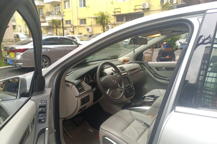 Used Mercedes-Benz R-Class 2010 R 350 L 4MATIC Driver Seat