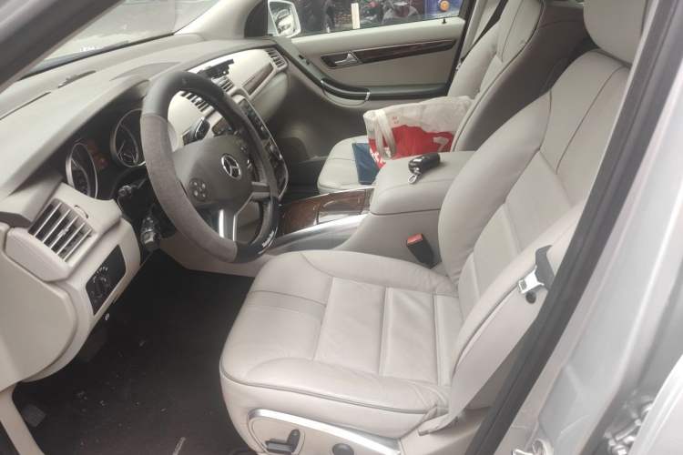 Used Mercedes-Benz R-Class 2010 R 350 L 4MATIC Driver Seat