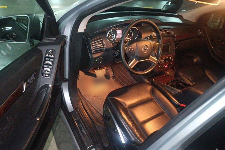 Used Mercedes-Benz R-Class 2010 R 300 L Business Model Driver Seat