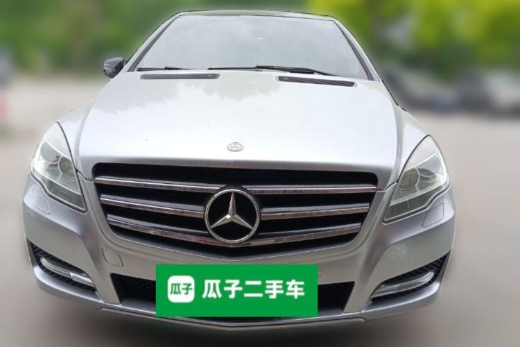 Used Mercedes-Benz R-Class 2010 R 350 L 4MATIC Front