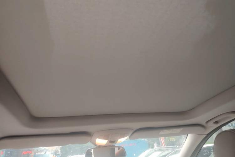 Used Mercedes-Benz R-Class 2010 R 350 L 4MATIC Headliner