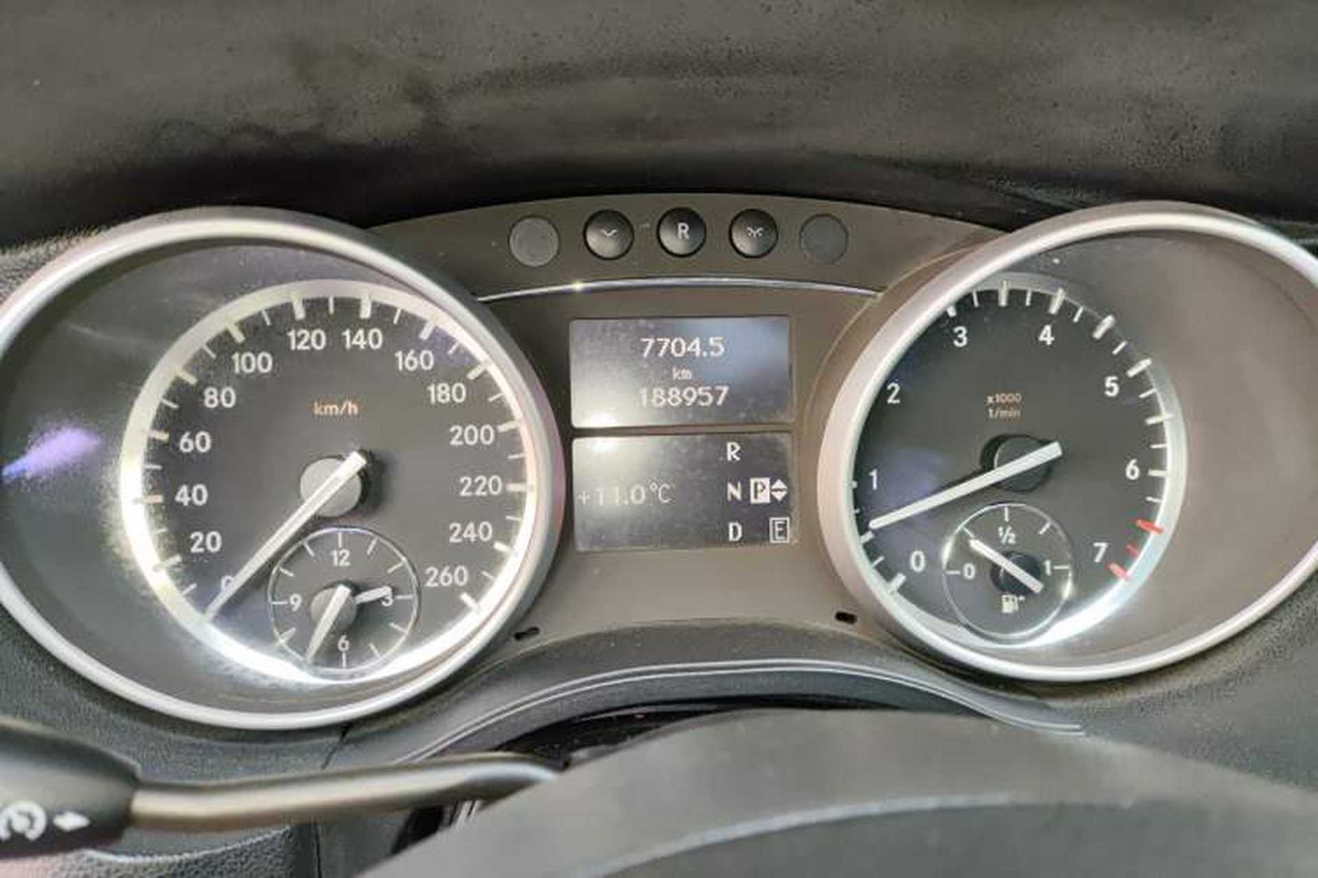 Used Mercedes-Benz R-Class 2010 R 350 L 4MATIC Instrument Cluster