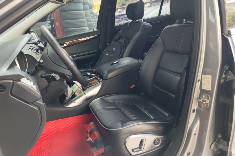 Used Mercedes-Benz R-Class 2010 R 350 L 4MATIC Left Front Seat