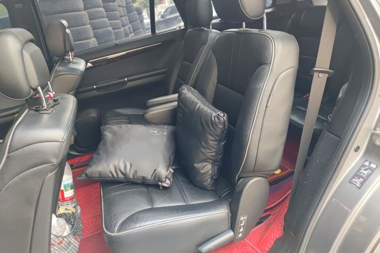 Used Mercedes-Benz R-Class 2010 R 350 L 4MATIC Left Rear Seat