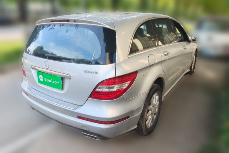 Used Mercedes-Benz R-Class 2010 R 350 L 4MATIC Rear Right 45 Deg