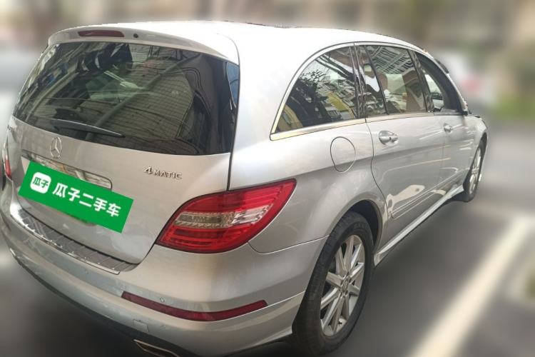 Used Mercedes-Benz R-Class 2010 R 350 L 4MATIC Rear Right 45 Deg