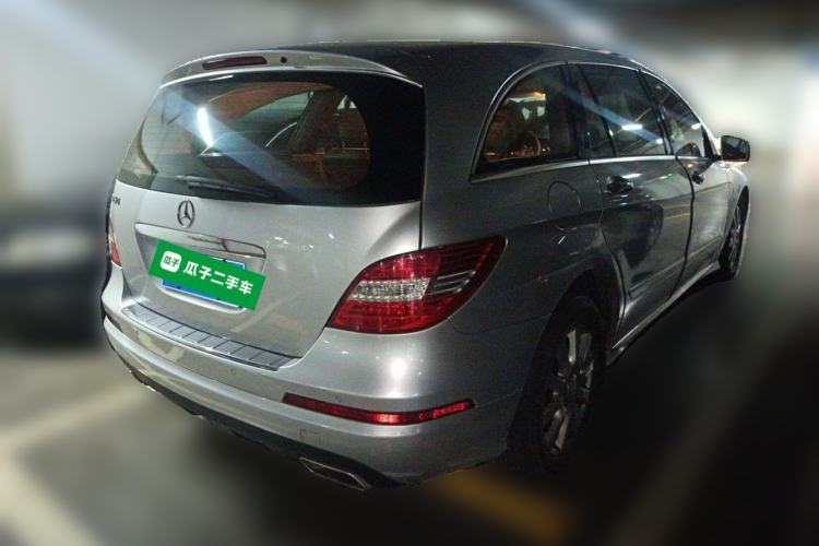 Used Mercedes-Benz R-Class 2010 R 300 L Business Model Rear Right 45 Deg
