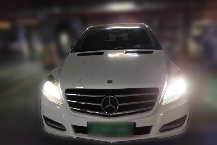 Used Mercedes-Benz R-Class 2010 R 300 L Business Model Front