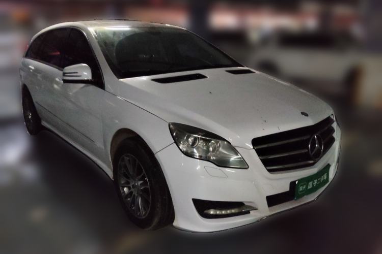 Used Mercedes-Benz R-Class 2010 R 300 L Business Model Front Right 45 Deg