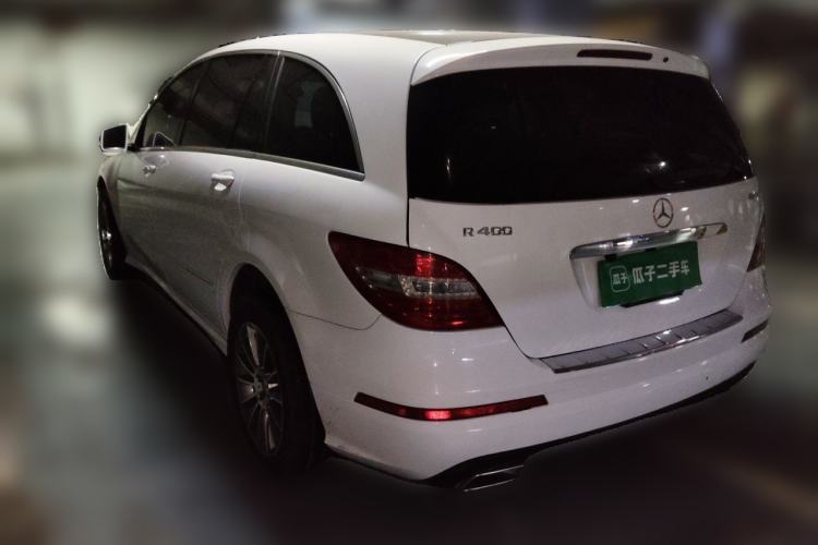 Used Mercedes-Benz R-Class 2010 R 300 L Business Model Rear Left 45 Deg