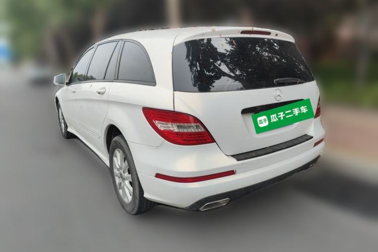 Used Mercedes-Benz R-Class 2010 R 300 L Business Model Rear Left 45 Deg