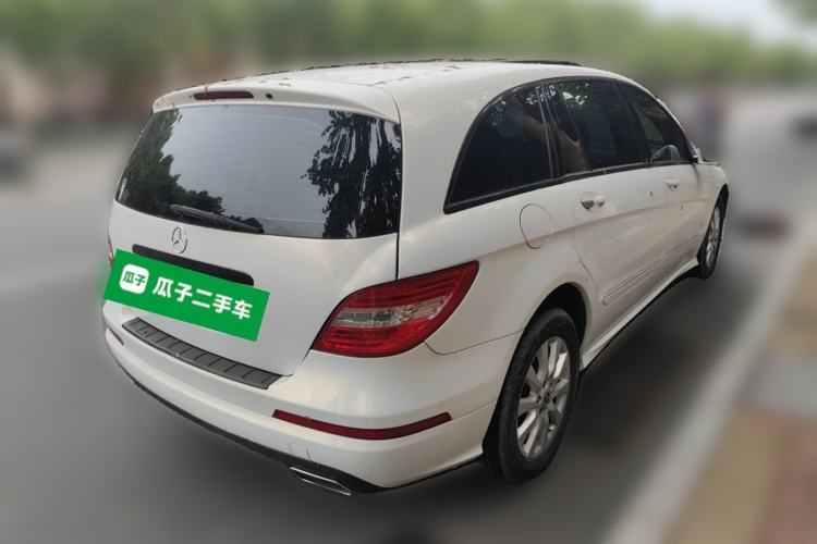 Used Mercedes-Benz R-Class 2010 R 300 L Business Model Rear Right 45 Deg