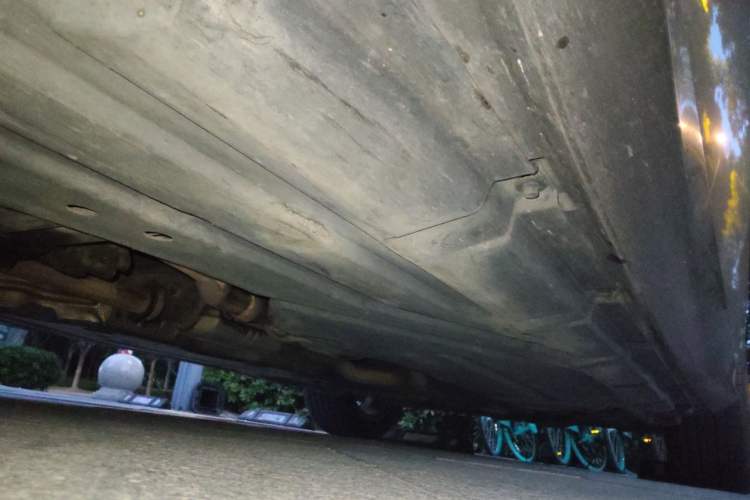 Used Mercedes-Benz R-Class 2010 R 350 L 4MATIC Grand Edition Chassis Front Left
