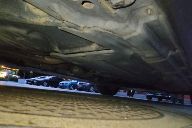 Used Mercedes-Benz R-Class 2010 R 350 L 4MATIC Grand Edition Chassis Rear Right
