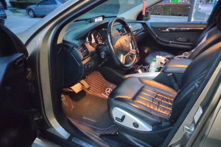 Used Mercedes-Benz R-Class 2010 R 350 L 4MATIC Grand Edition Driver Seat