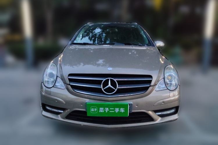 Used Mercedes-Benz R-Class 2010 R 350 L 4MATIC Grand Edition Front