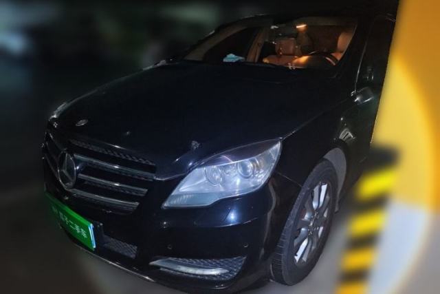 Used Mercedes-Benz R-Class 2011 R 350 L 4MATIC