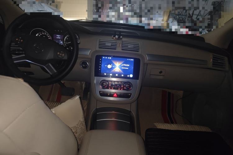 Used Mercedes-Benz R-Class 2011 R 300 L Business Model Center Console