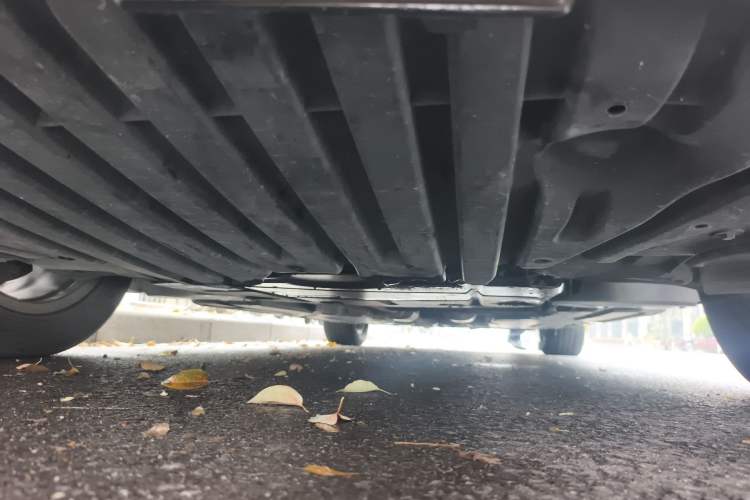 Used Mercedes-Benz R-Class 2011 R 300 L Business Model Chassis Front
