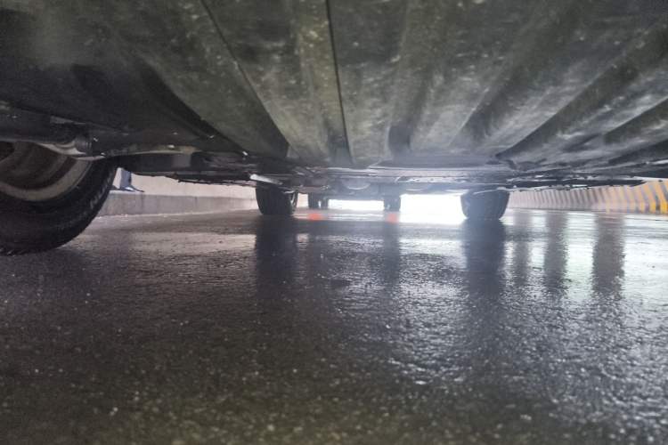 Used Mercedes-Benz R-Class 2011 R 300 L Business Model Chassis Front
