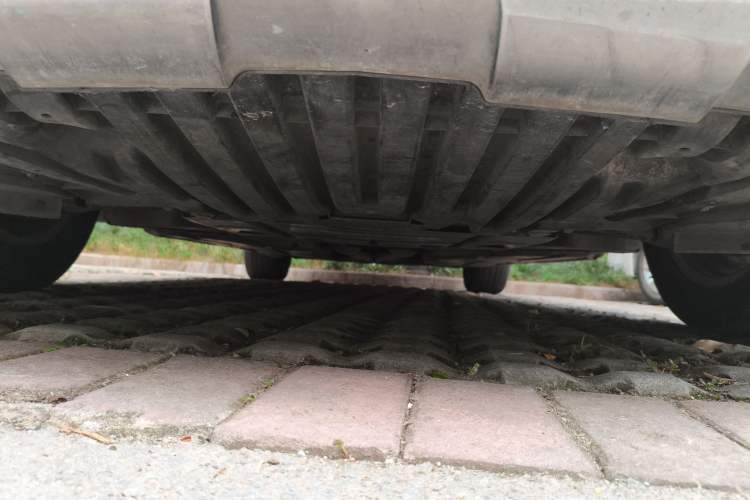 Used Mercedes-Benz R-Class 2011 R 350 L 4MATIC Chassis Front