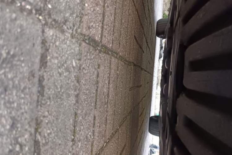 Used Mercedes-Benz R-Class 2011 R 350 L 4MATIC Chassis Front
