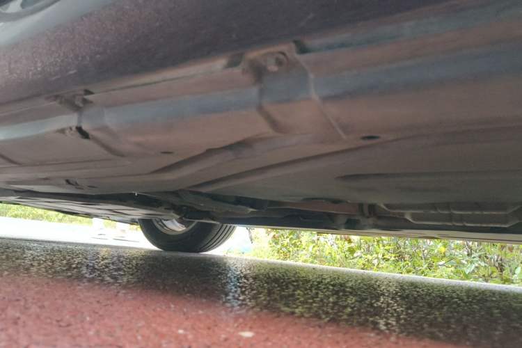 Used Mercedes-Benz R-Class 2011 R 300 L Business Model Chassis Front Left