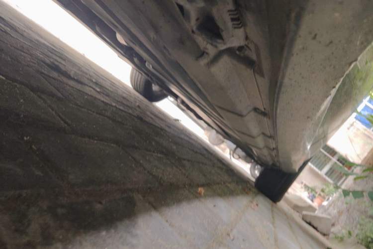 Used Mercedes-Benz R-Class 2011 R 300 L Business Model Chassis Front Left