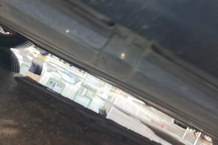 Used Mercedes-Benz R-Class 2011 R 300 L Business Model Chassis Front Left