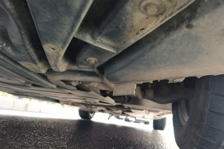 Used Mercedes-Benz R-Class 2011 R 300 L Business Model Chassis Front Left